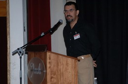 José S. Carrión dando una conferencia en Gibraltar