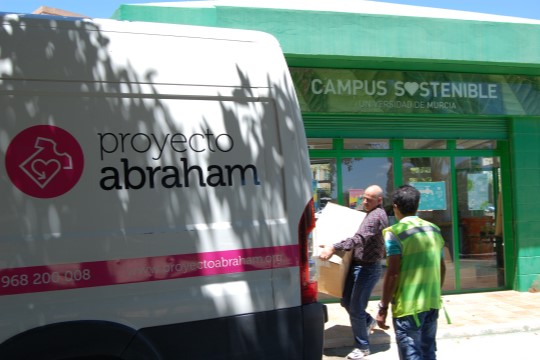 Campus Sostenible de la UMU colabora con Proyecto Abraham 