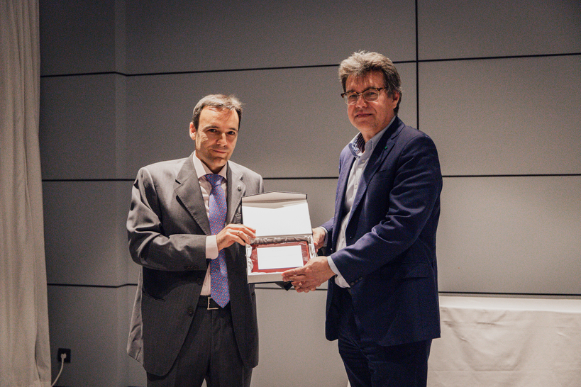 El Grupo de Investigación de Sistemas Inteligentes y Telemática (GSIT) de la FIUM recibe un premio en el congreso ISACA de Valencia