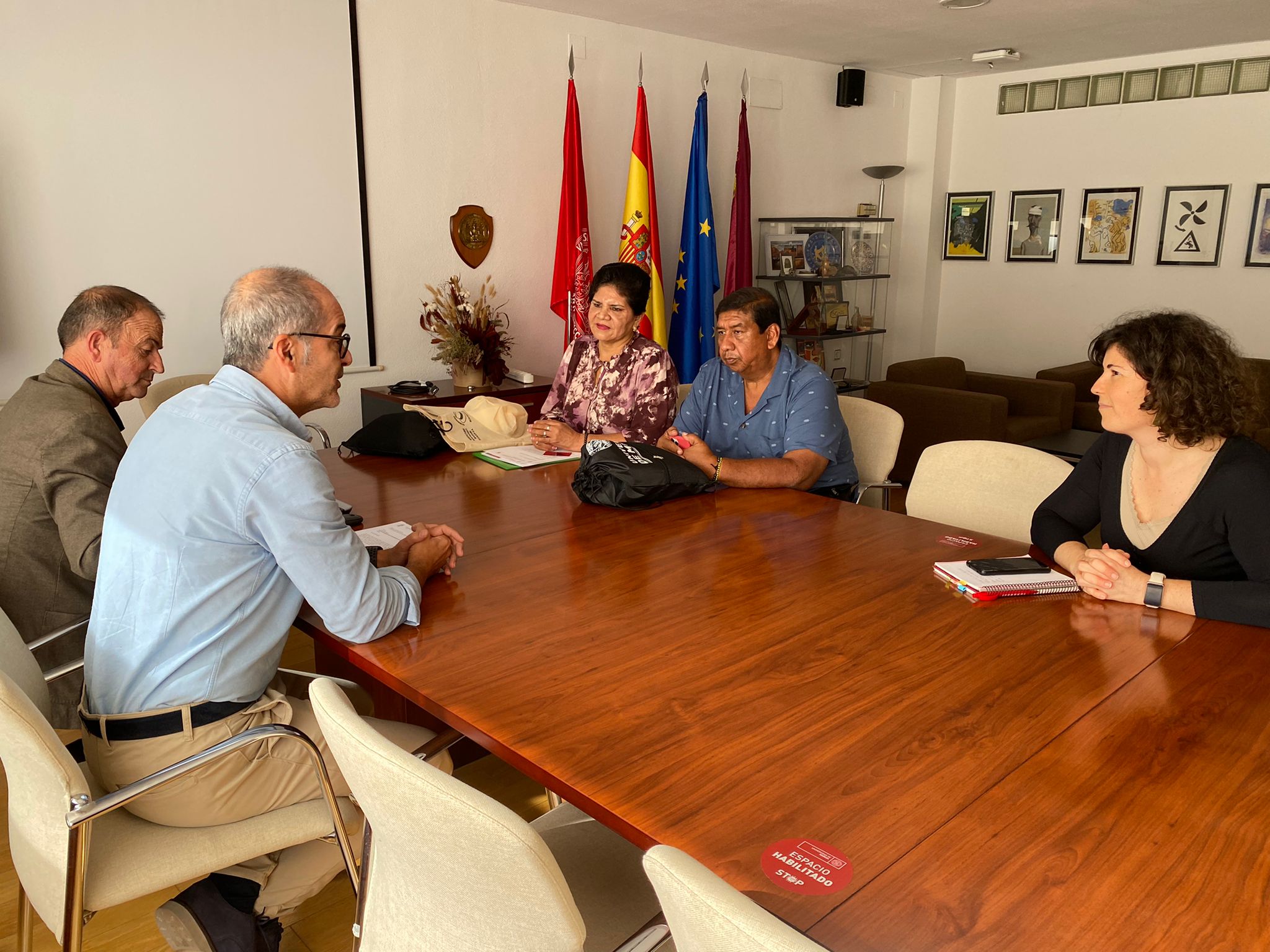 Visita de la rectora de la Universidad Estatal del Sur de Manabí de Ecuador