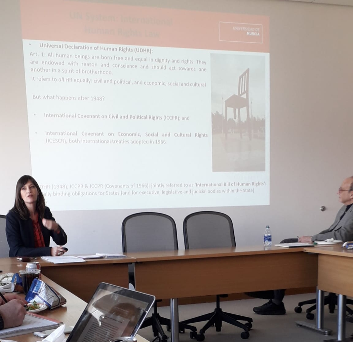 Profesora de Derecho Internacional Público de la Universidad de Murcia imparte una sesión en el Programa de Derechos Humanos de la Universidad de Harvard