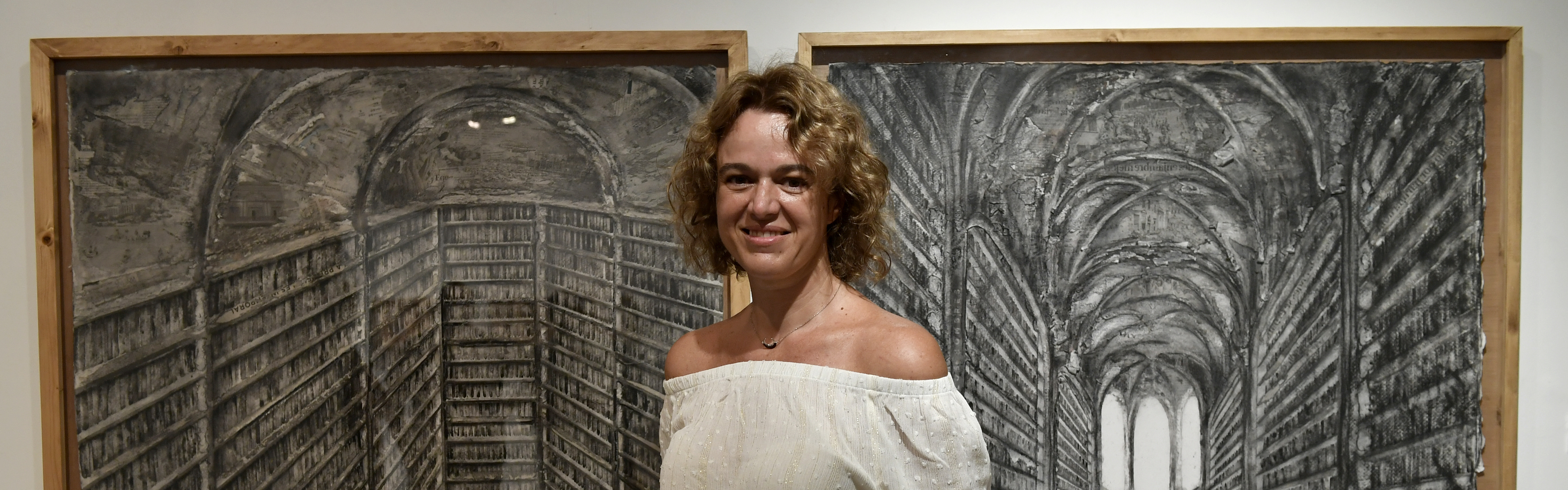 La Universidad de Murcia expone la muestra pictórica ‘Bibliotecas’ de la artista Pau Pellín