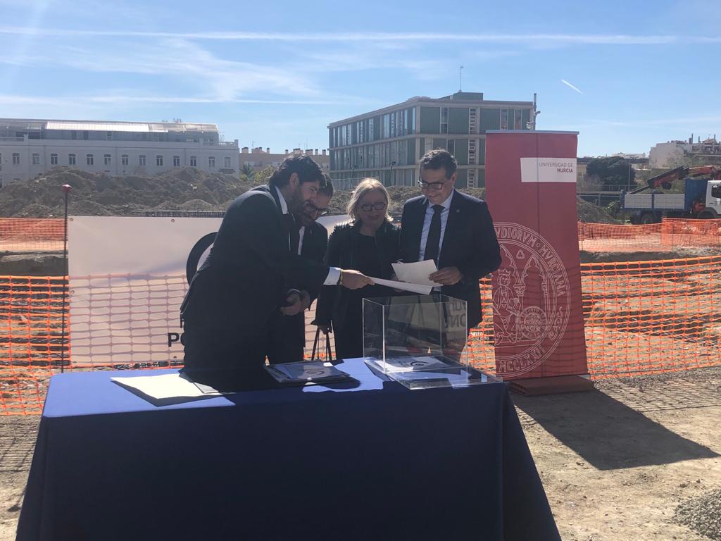 Primera piedra del nuevo centro Poncemar en Lorca