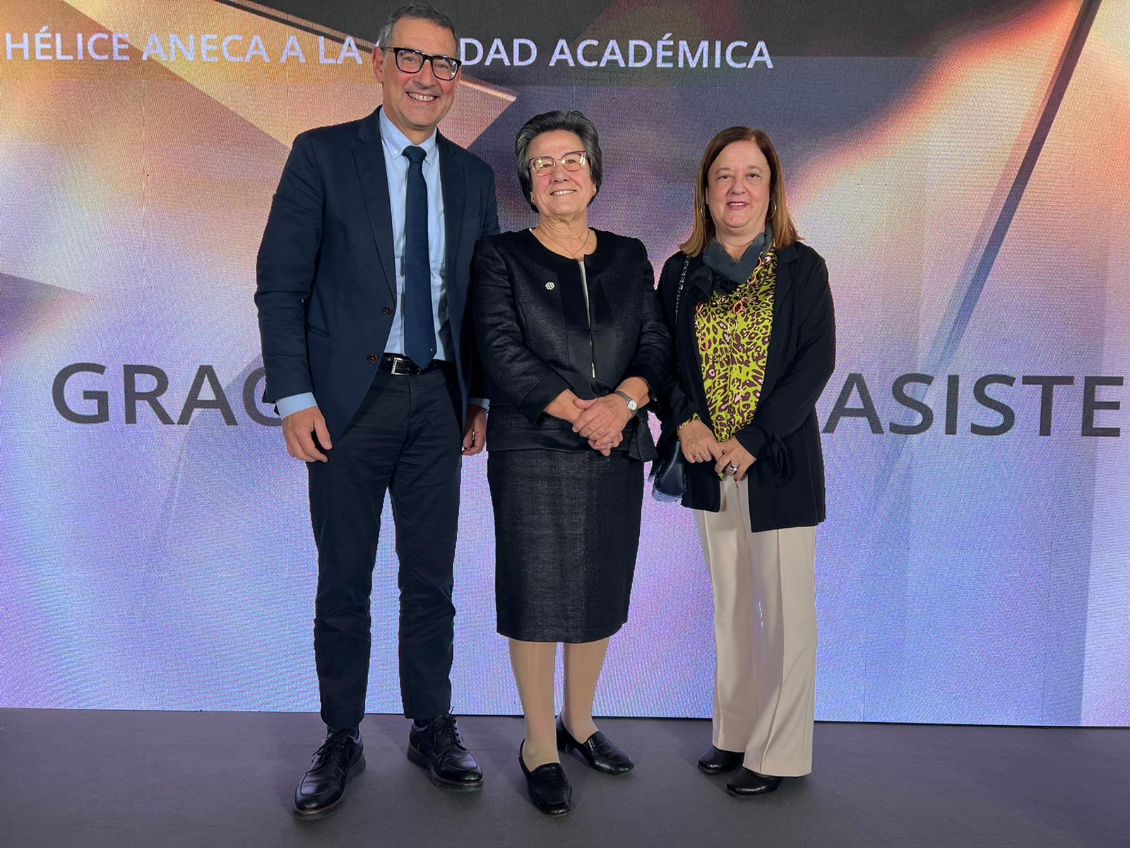 La ANECA premia a la profesora Fuensanta Hernández Pina