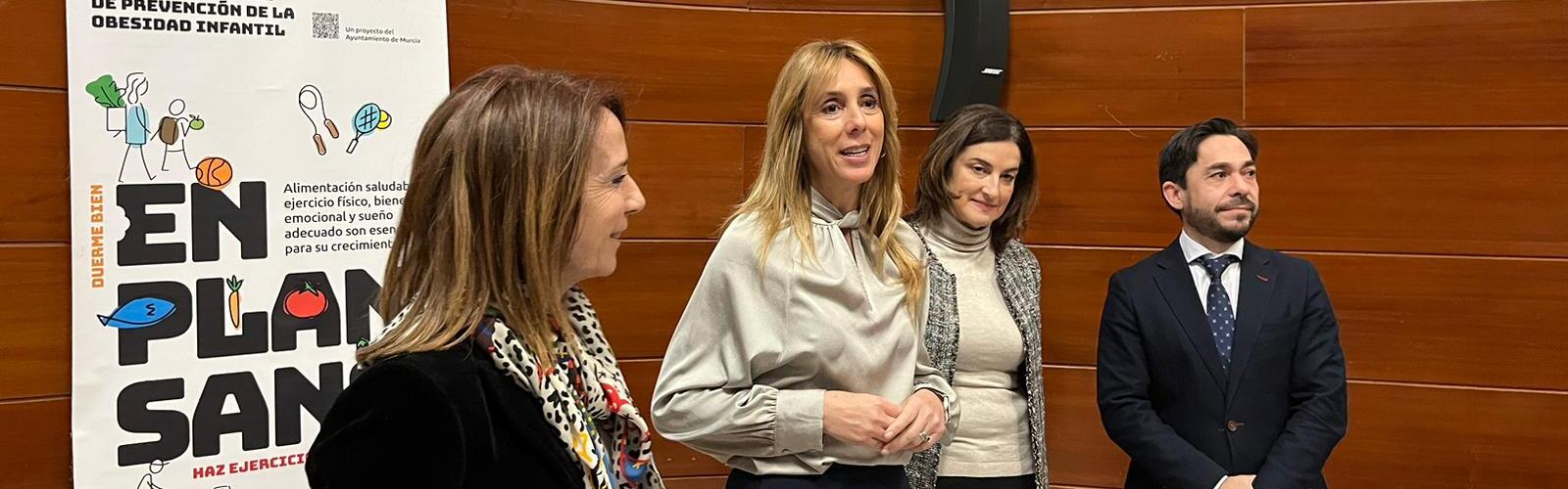 La profesora de Odolontología Yolanda Martínez impulsa un programa de salud bucondental infantil con el apoyo del Ayuntamiento de Murcia