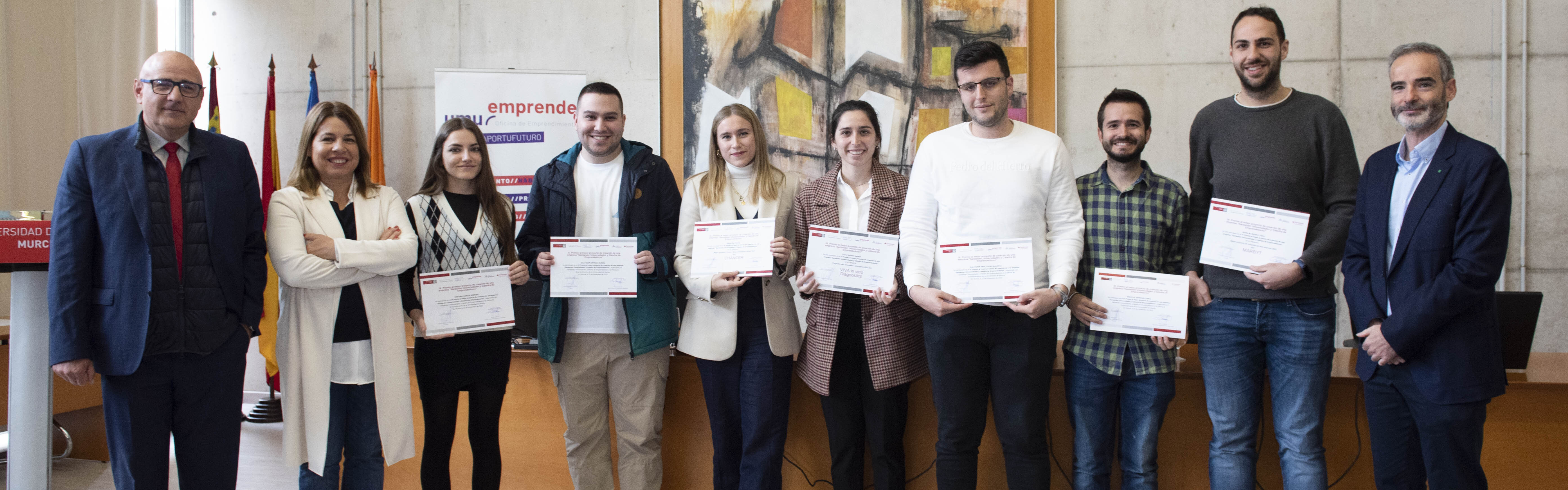 Entrega de los premios Santander Universidades de la Cátedra de Emprendedores de la UMU