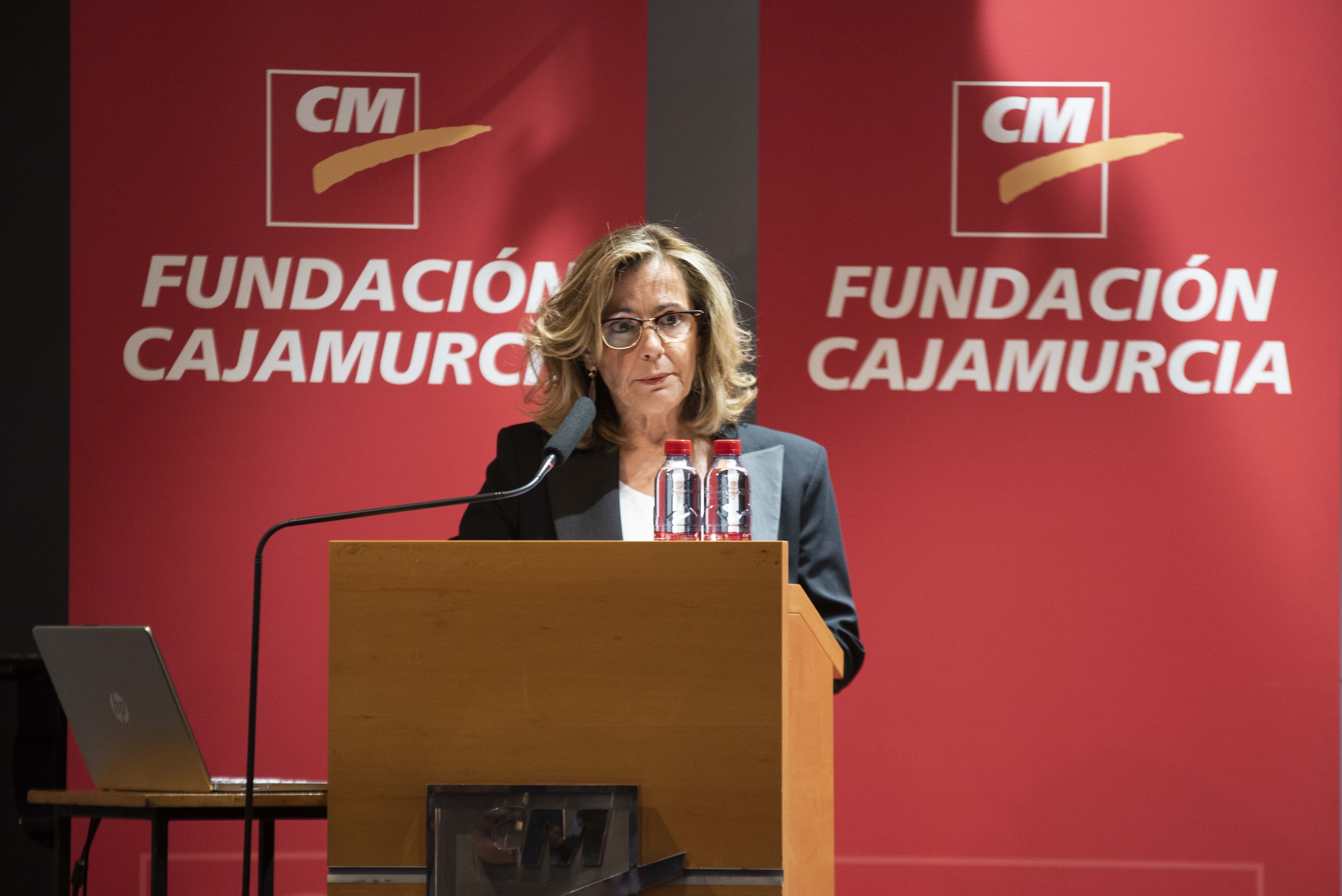 María Pilar Viñas, académica de número de la Academia de Ciencias