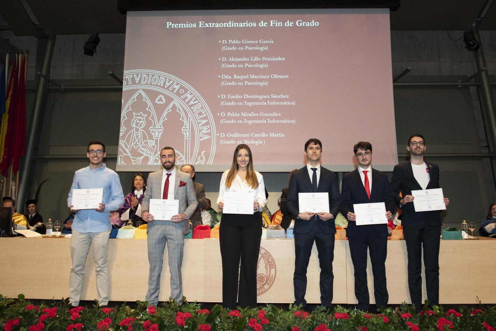 Premios Extraordinarios Fin de Grado y PCEO