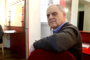 El profesor emérito César Oliva, nuevo vicepresidente de la Academia de las Artes Escénicas