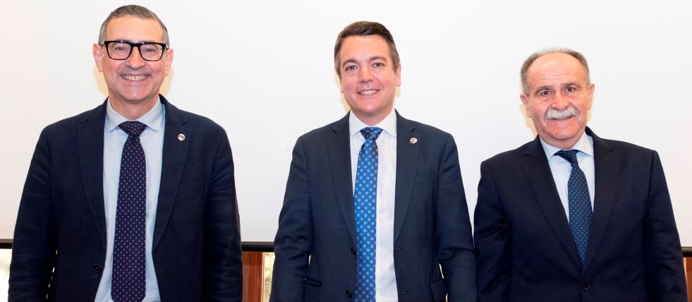 The Plenary of the Social Council agrees to accept the proposal of Chancellor in favor of D. Francisco José Cámara García for his appointment as Manager of the University of Murcia.