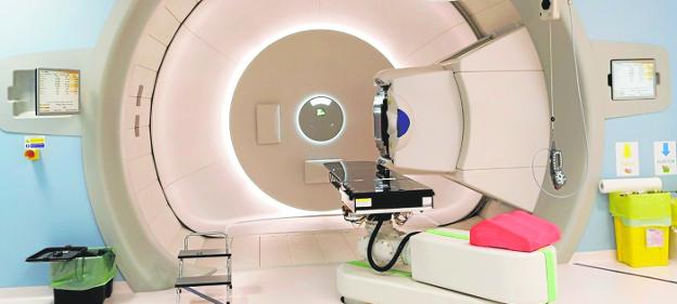 Una investigación de la Universidad de Murcia pretende mejorar los tratamientos de radioterapia contra el cáncer